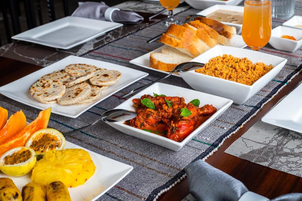 Bellaxy Ceylon Bed & Breakfast Bagian luar foto