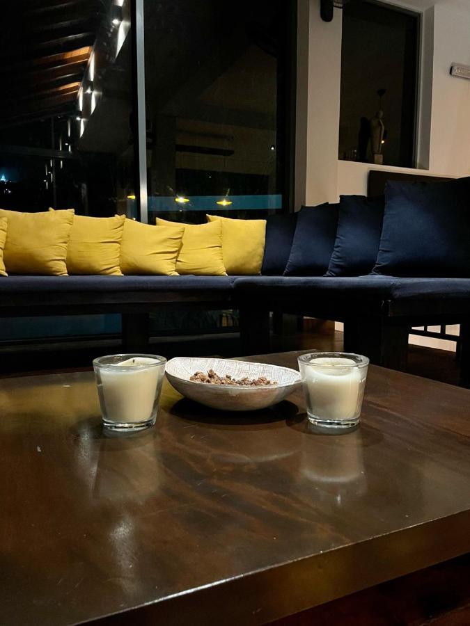 Bellaxy Ceylon Bed & Breakfast Bagian luar foto