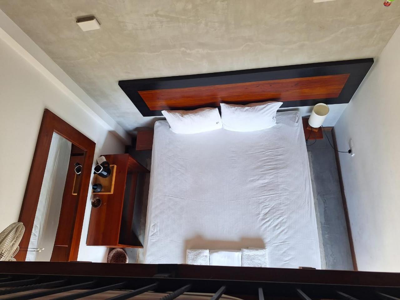 Bellaxy Ceylon Bed & Breakfast Bagian luar foto