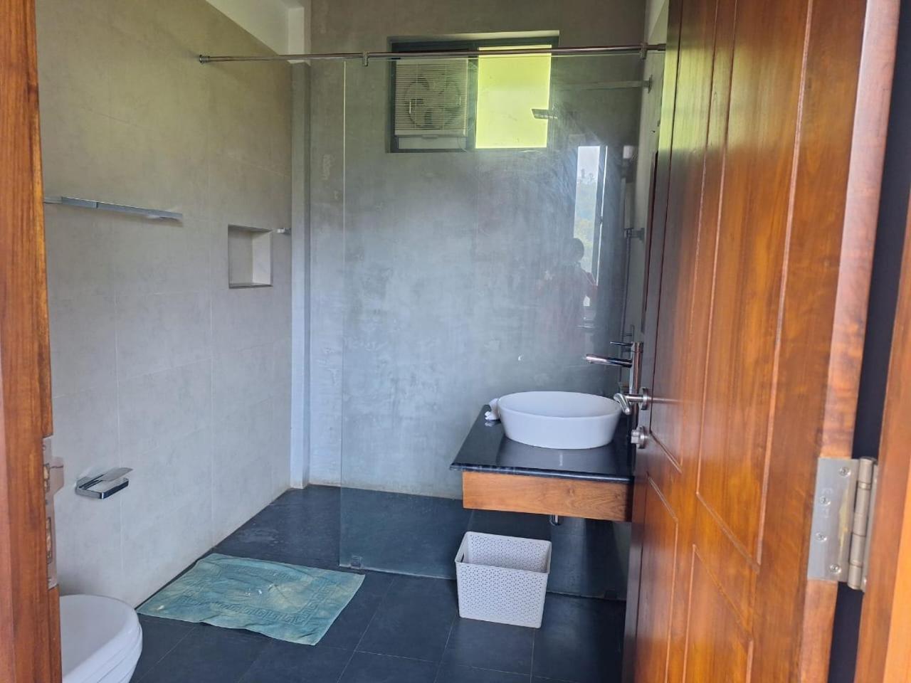 Bellaxy Ceylon Bed & Breakfast Bagian luar foto