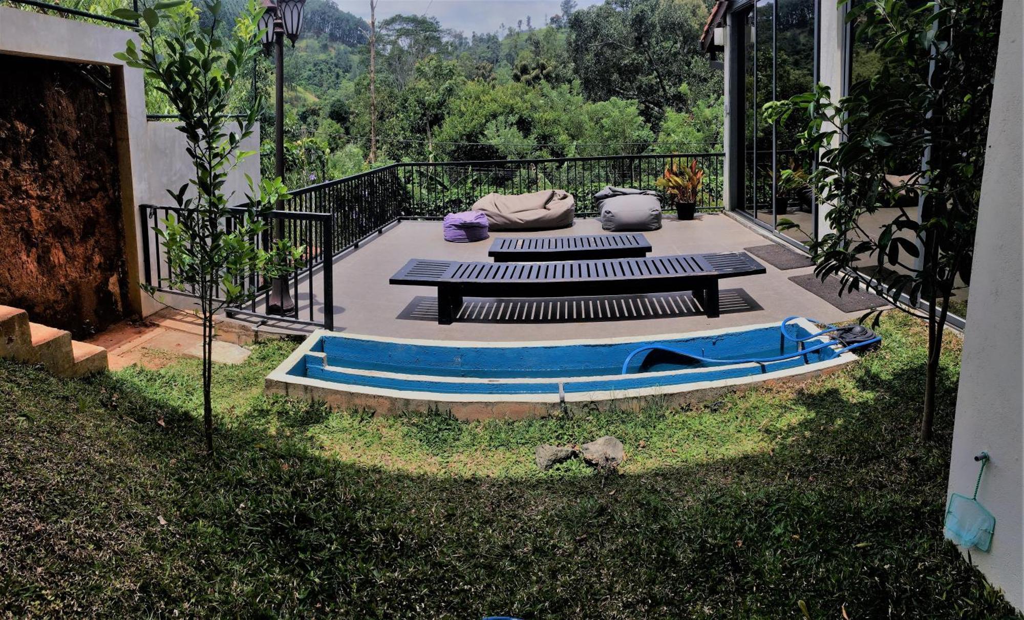 Bellaxy Ceylon Bed & Breakfast Bagian luar foto